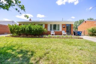 7543 N Wildwood Street, Westland, MI 48185