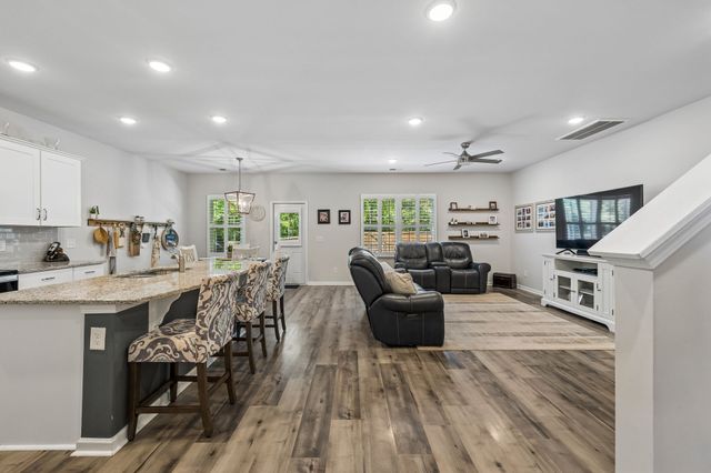 2106 Houston Bnd, Lebanon, TN 37087