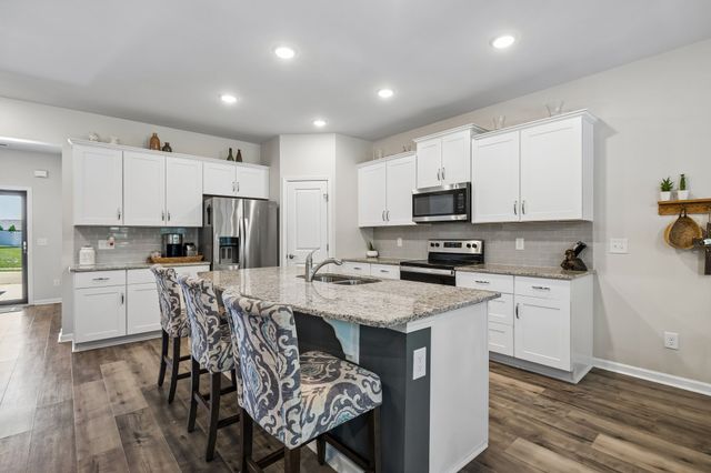 2106 Houston Bnd, Lebanon, TN 37087