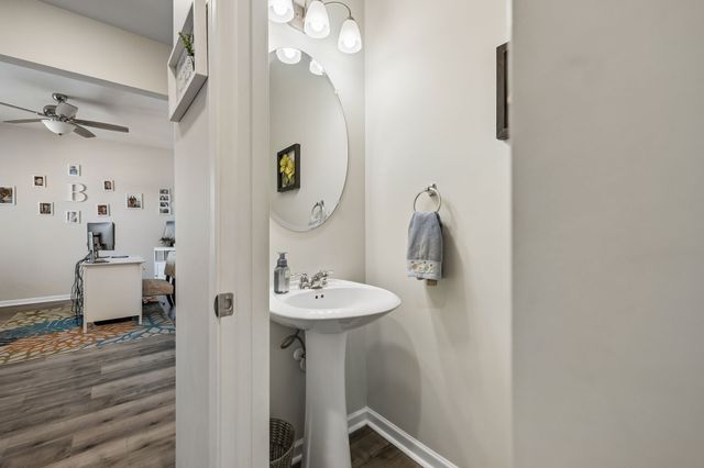 2106 Houston Bnd, Lebanon, TN 37087