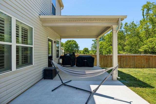 2106 Houston Bnd, Lebanon, TN 37087