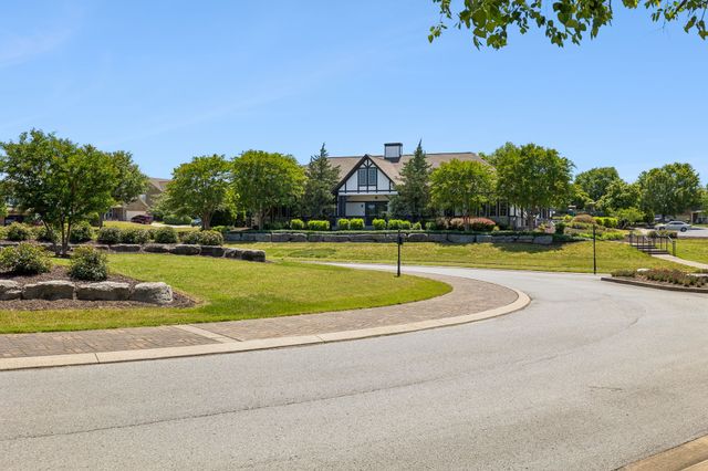 2106 Houston Bnd, Lebanon, TN 37087