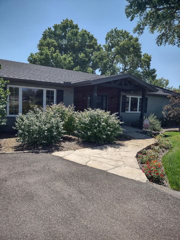 13 Park Lane Circle, Peralta, NM 87042