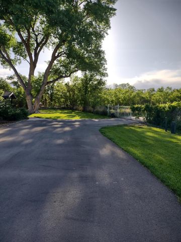 13 Park Lane Circle, Peralta, NM 87042