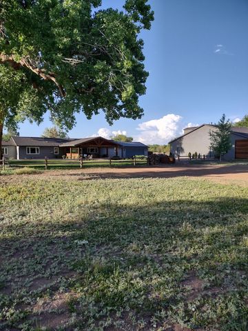 13 Park Lane Circle, Peralta, NM 87042