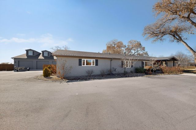 13 Park Lane Circle, Peralta, NM 87042