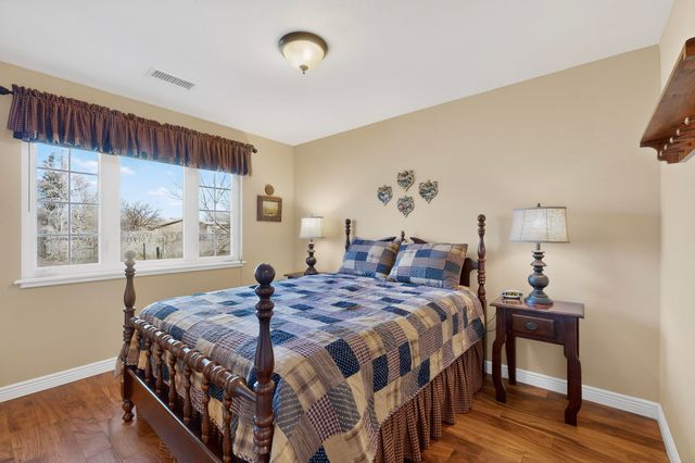 13 Park Lane Circle, Peralta, NM 87042