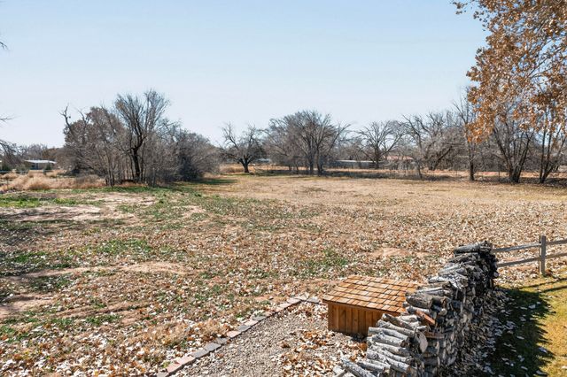 13 Park Lane Circle, Peralta, NM 87042