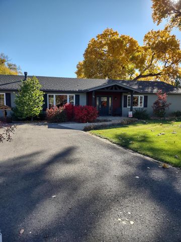 13 Park Lane Circle, Peralta, NM 87042