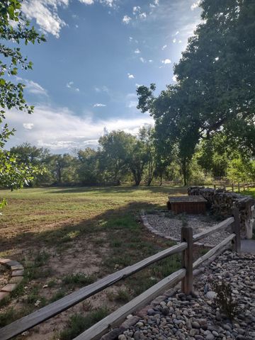 13 Park Lane Circle, Peralta, NM 87042