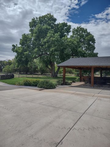 13 Park Lane Circle, Peralta, NM 87042