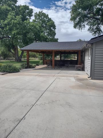 13 Park Lane Circle, Peralta, NM 87042