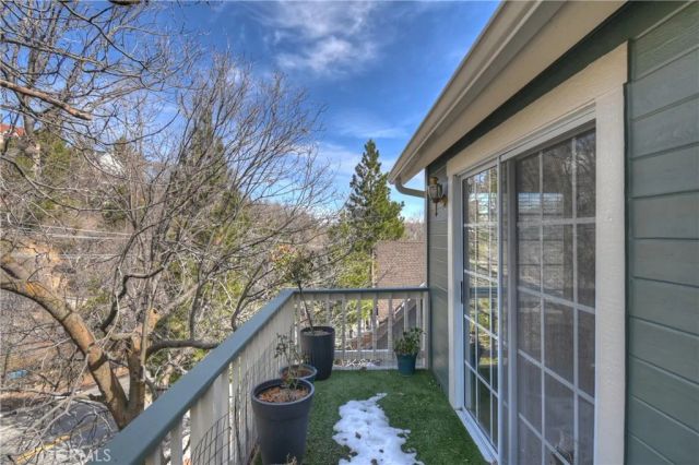 28223 North Bay, Lake Arrowhead, CA 92352