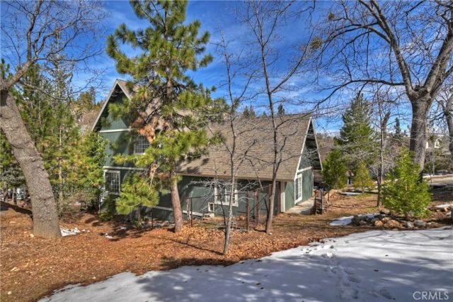 28223 North Bay, Lake Arrowhead, CA 92352