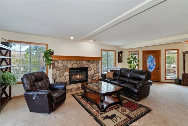 28223 North Bay, Lake Arrowhead, CA 92352