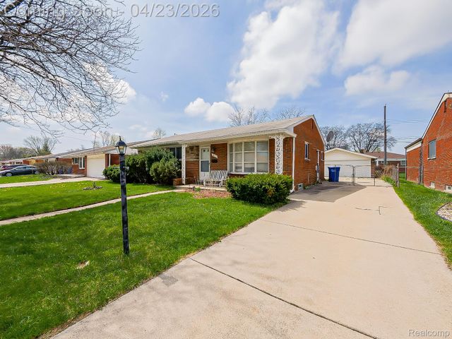 26177 Cunningham Drive, Warren, MI 48091