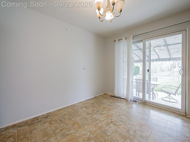 26177 Cunningham Drive, Warren, MI 48091