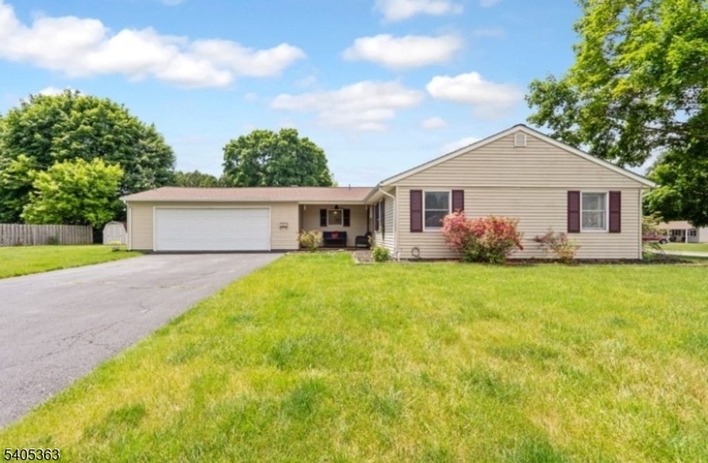 103 Cindy Ter, Hackettstown Town, NJ 07840