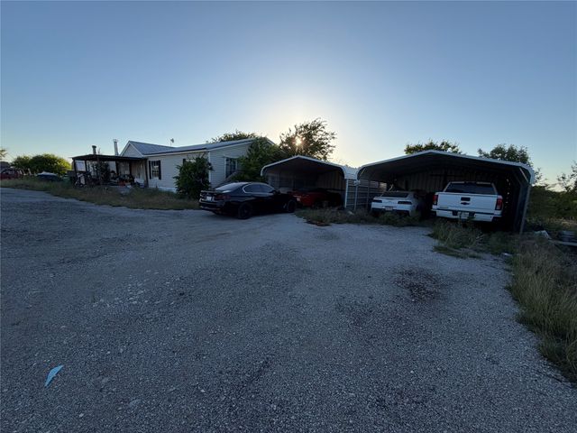 280 Coyote Trail, Rhome, TX 76078