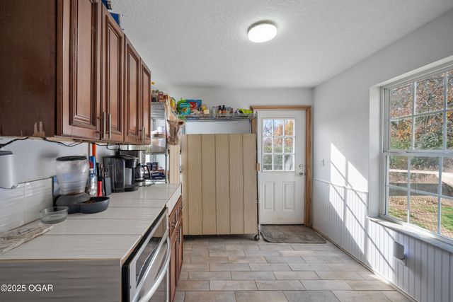 7481 Elm Drive, Joplin, MO 64804