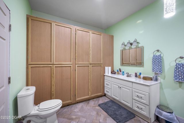 7481 Elm Drive, Joplin, MO 64804