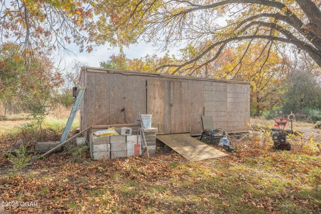 7481 Elm Drive, Joplin, MO 64804