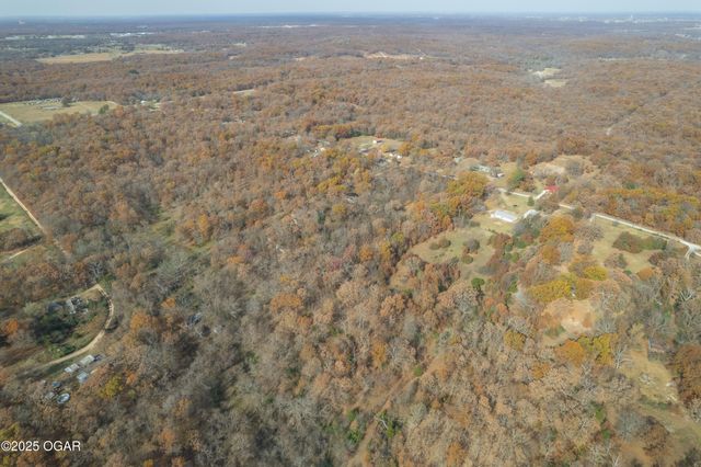 7481 Elm Drive, Joplin, MO 64804