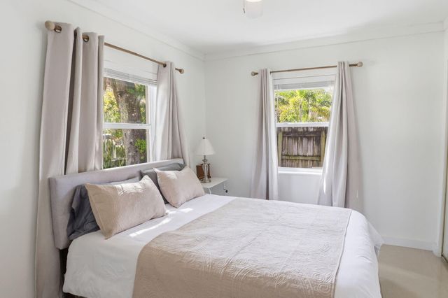 139 SW 21st Way, Fort Lauderdale, FL 33312