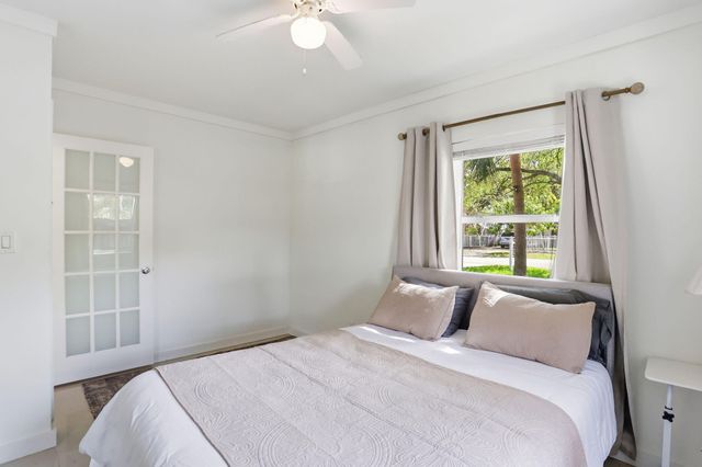 139 SW 21st Way, Fort Lauderdale, FL 33312