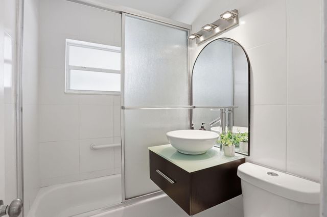 139 SW 21st Way, Fort Lauderdale, FL 33312