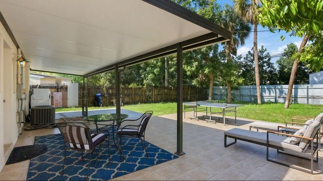 139 SW 21st Way, Fort Lauderdale, FL 33312