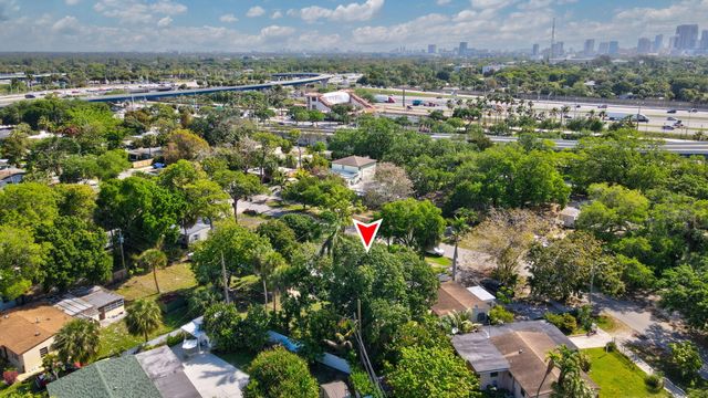 139 SW 21st Way, Fort Lauderdale, FL 33312