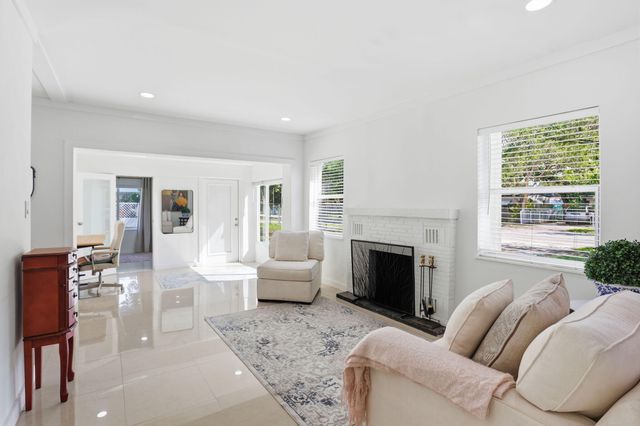 139 SW 21st Way, Fort Lauderdale, FL 33312