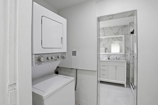 139 SW 21st Way, Fort Lauderdale, FL 33312