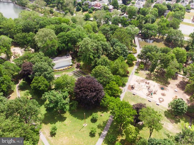 555 HIGHLAND WAY, Hagerstown, MD 21740