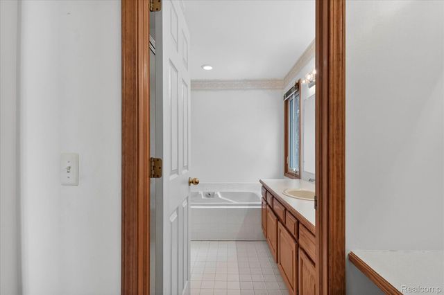 407 Fairfield Court, Canton Charter Township, MI 48188