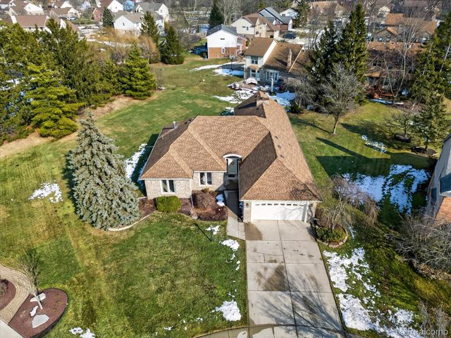 407 Fairfield Court, Canton Charter Township, MI 48188