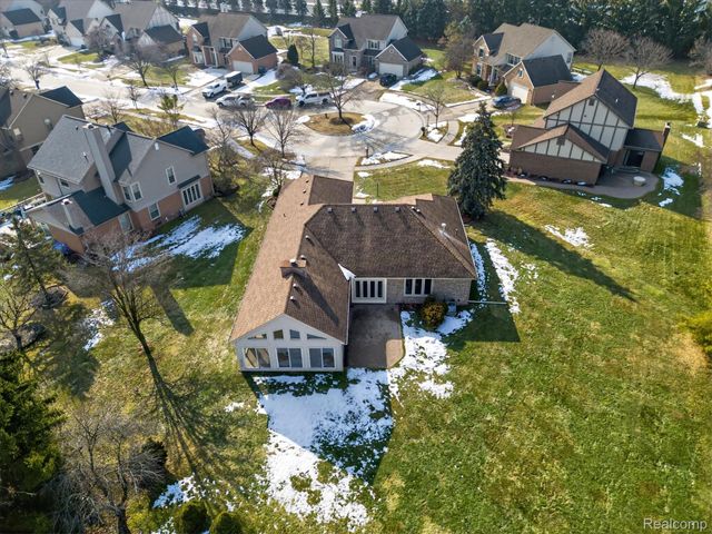 407 Fairfield Court, Canton Charter Township, MI 48188
