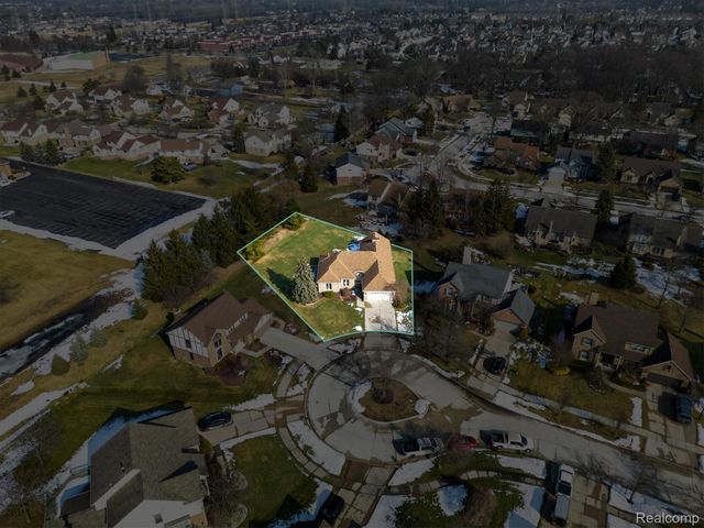 407 Fairfield Court, Canton Charter Township, MI 48188