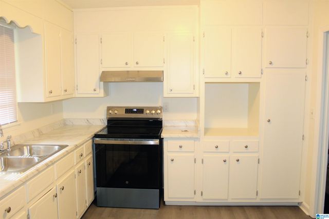604 DENNISTON LANE, Adamsville, AL 35005