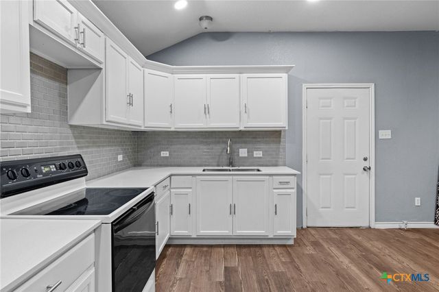 409 N 14th Street, Gatesville, TX 76528