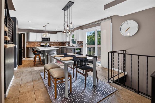 3820 Gala Way, Cottage Grove, WI 53527