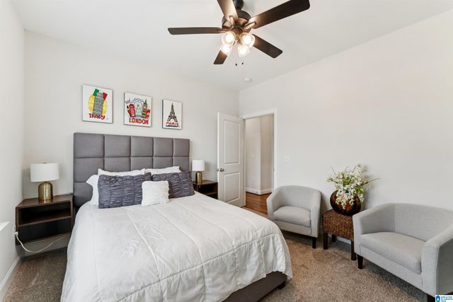 1013 GREY OAKS VALLEY, Pelham, AL 35124