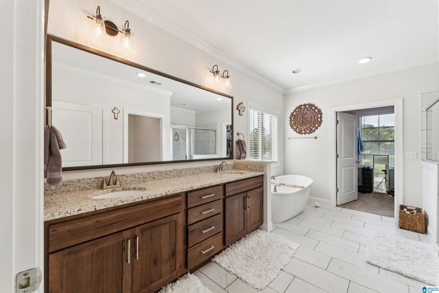 1013 GREY OAKS VALLEY, Pelham, AL 35124