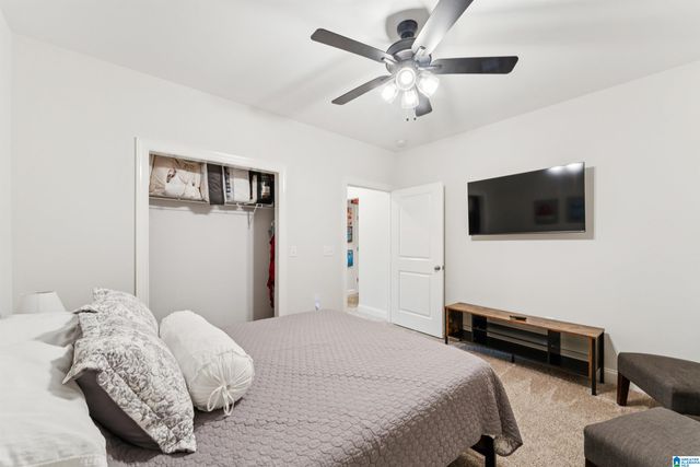 1013 GREY OAKS VALLEY, Pelham, AL 35124