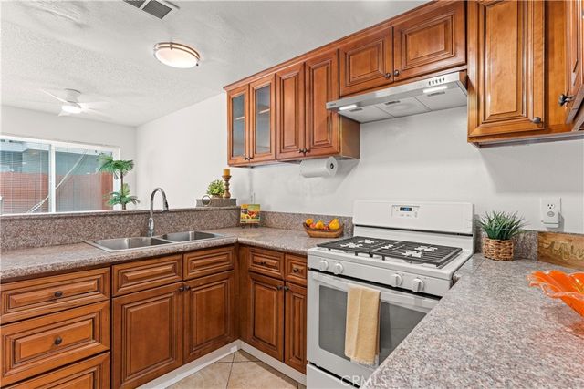 16487 Joy Street, Lake Elsinore, CA 92530