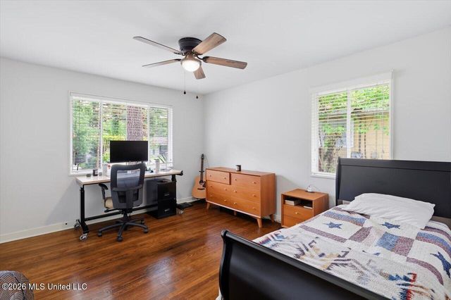 1055 Parkwood Place, Jackson, MS 39206
