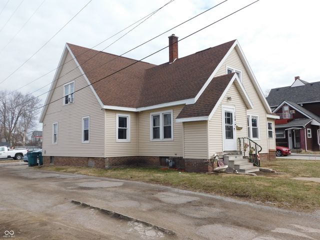 104 W College Street, Crawfordsville, IN 47933