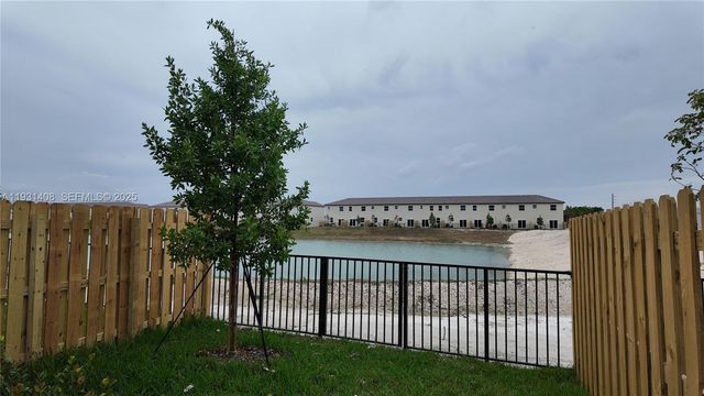 2704 SE 26th Ave, Homestead, FL 33035