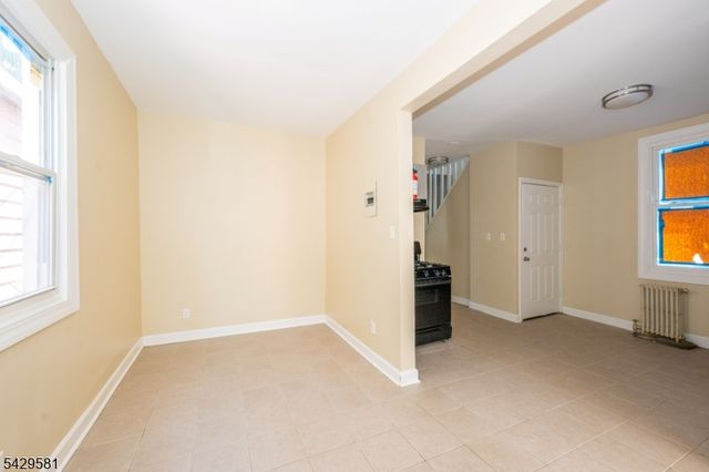 120 Sunset Ave, Newark City, NJ 07106